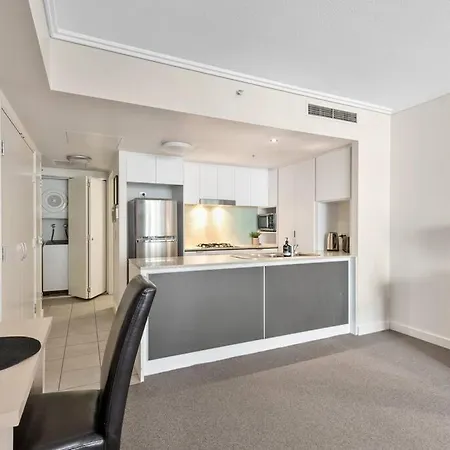 Heart Of The Cbd ~ 1bed/1bath/balcony/free Parking Brisbane