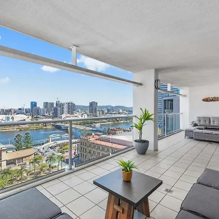 Apartment Dress Circle! 2bed/2bath/1car/amazing Views ~ Cbd
