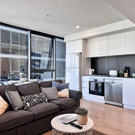 One Bedroom In South Apartment Brisbane