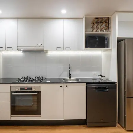 Story Bridge & River View 2b1b W Free Parking! - 84