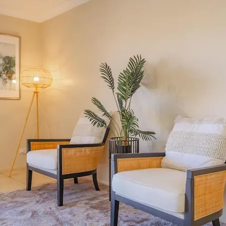 Holiday home Decorated With 4bd Family House With Pool Brisbane