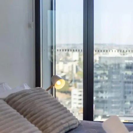 Apartment Story Bridge And View Skyhigh Luxe 2 Bed Unit *
