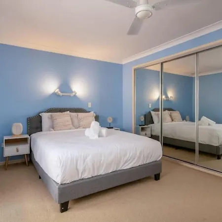 Decorated With 4bd Family House With Pool