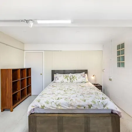 Family Friendly Cozy 4br House At Annerley Holiday home *
