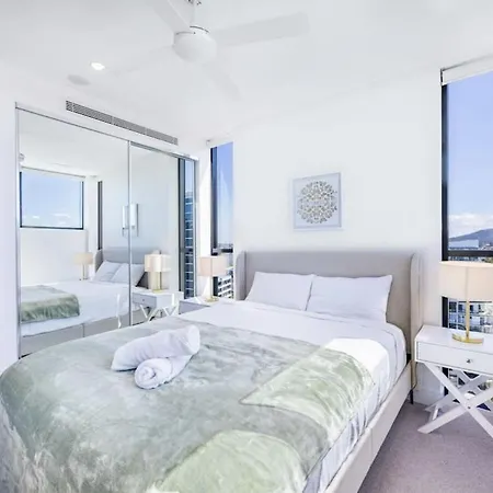 Conveniently Located 2br With Rooftop Pool At Milt * Brisbane