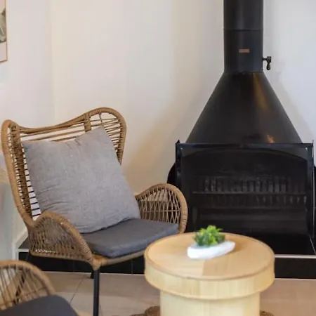 Hidden Bali Style 5br House In Robertson Holiday home