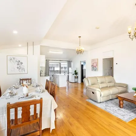 Holiday home Family Friendly Cozy 4br House At Annerley Brisbane