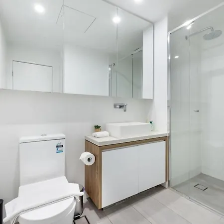 Story Bridge And View Skyhigh Luxe 2 Bed Unit Brisbane