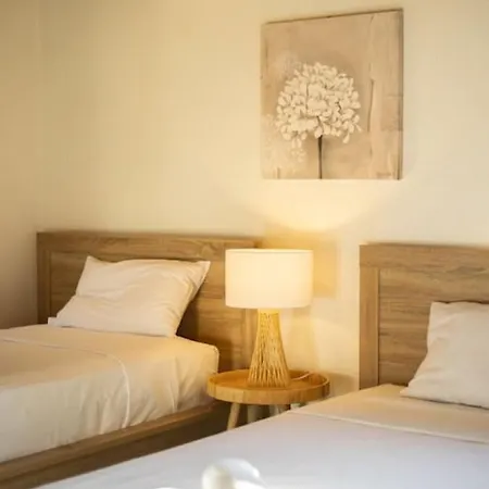 Hidden Bali Style 5br House In Robertson Holiday home *