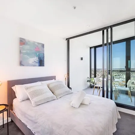Story Bridge And View Skyhigh Luxe 2 Bed Unit *