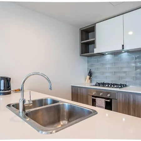 Apartment South City View 2 Bedroom With Parking Brisbane