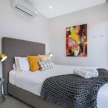 'brightly Boutique' A Cbd Resort-style Escape * Brisbane