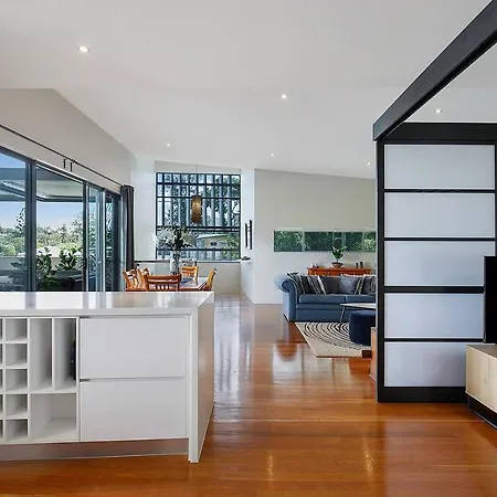 Apartment Of Taringa Penthouse With Sweeping Views Brisbane