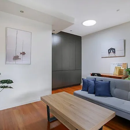 Of Taringa Penthouse With Sweeping Views * Brisbane