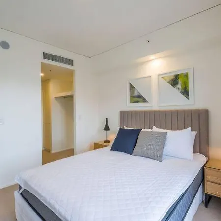 Executive With Pool & Gym