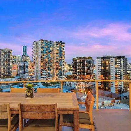 View From The ~ 2bed, 2bath, 2parking, Balcony *