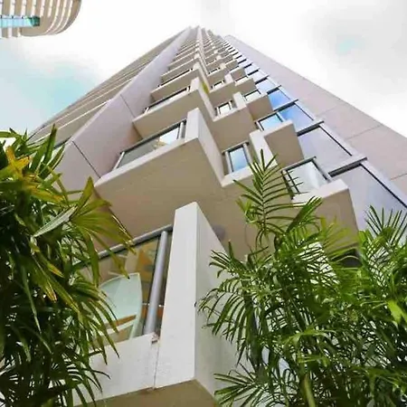 Cbd Studio, Balcony, Pool, Gym, Sauna * Brisbane