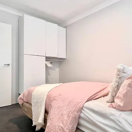 New! Long Welcome. 2 Bedroom Boutique * Brisbane