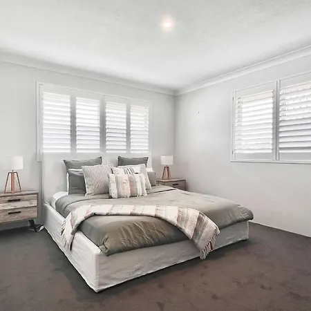 New! Long Welcome. 2 Bedroom Boutique