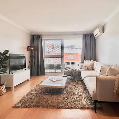 Apartment New! Long Welcome. 2 Bedroom Boutique