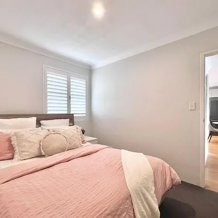 Apartment New! Long Welcome. 2 Bedroom Boutique *