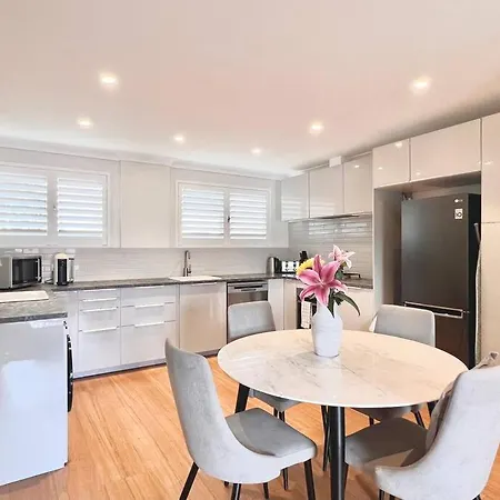 New! Long Welcome. 2 Bedroom Boutique Brisbane