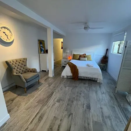 Bardon Beauty Spacious Ground Floor Apartment Brisbane