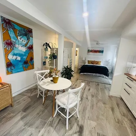 Bardon Beauty Spacious Ground Floor Brisbane