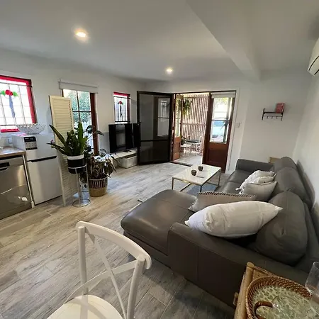 Apartment Bardon Beauty Spacious Ground Floor Brisbane