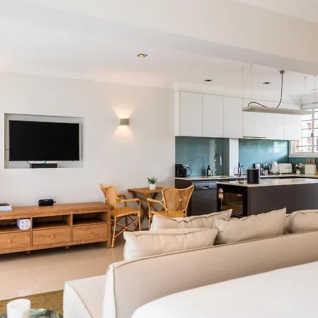 Apartment Riverside With Parking Brisbane