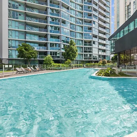 1-bedroom Riverfront With Pool Apartment Brisbane