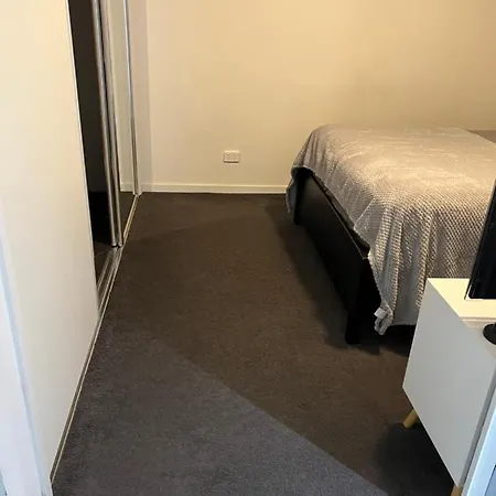 Fortitude Valley Sharing With Other Guests Homestay Brisbane