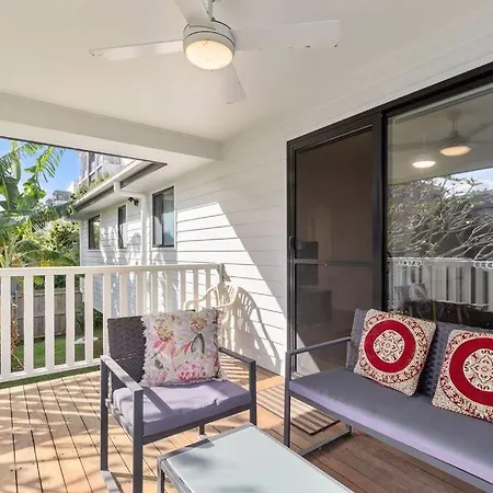 Kozyguru / Mt Gravatt East / 3 Bed House Qmg030 *