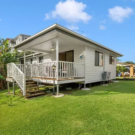 Holiday home Kozyguru / Mt Gravatt East / 3 Bed House Qmg030