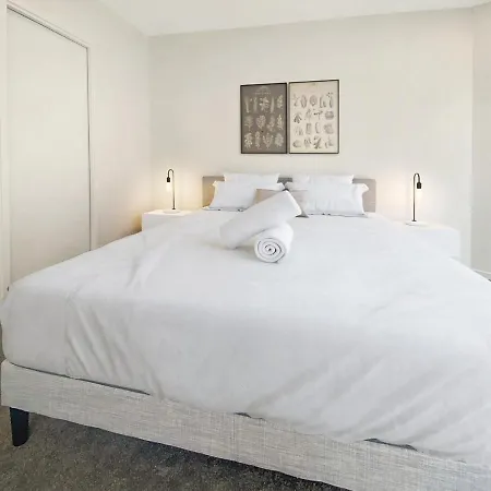 1 Bedroom With Carpark - Cbd Story Bridge Riverside Apartment