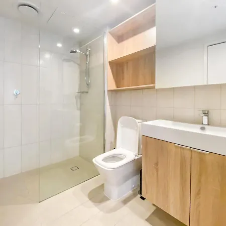 1 Bedroom With Carpark - Cbd Story Bridge Riverside Apartment