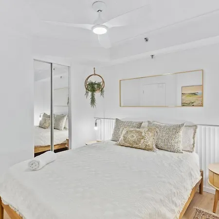Apartment 1 Bedroom 1 Carpark W Stunning View Brisbane