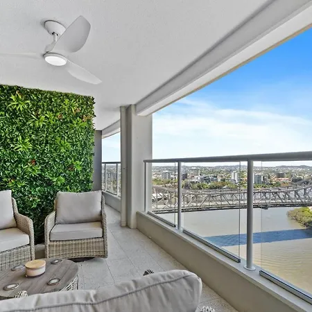 1 Bedroom 1 Carpark W Stunning View * Brisbane