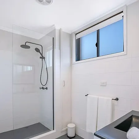 The Hillside At Hamilton - A Fresh Riverfront Abode Brisbane