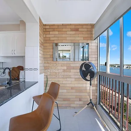 The Hillside At Hamilton - A Fresh Riverfront Abode Apartment Brisbane