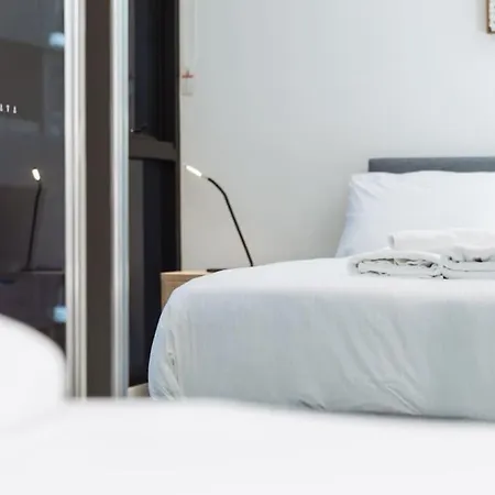 Modern 2br In The Heart Of South *