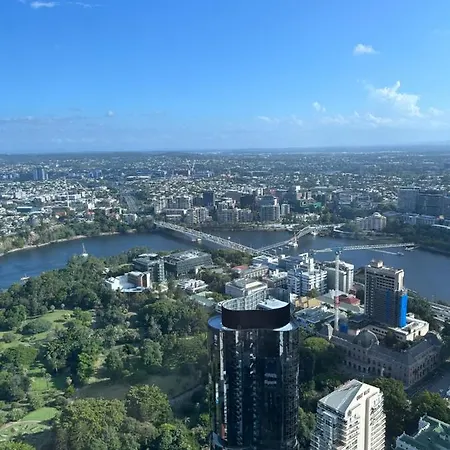 Apartment Spectacular View In The Heart Of City / Cbd