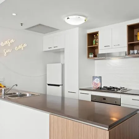 New! Cbd 1br With Views * Brisbane