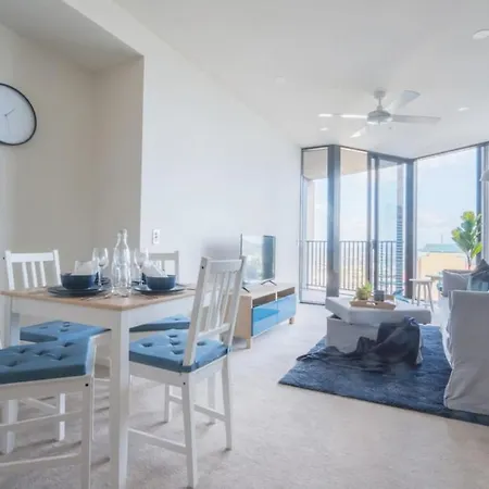 Stunning 1bd Haven With Panoramic Views *