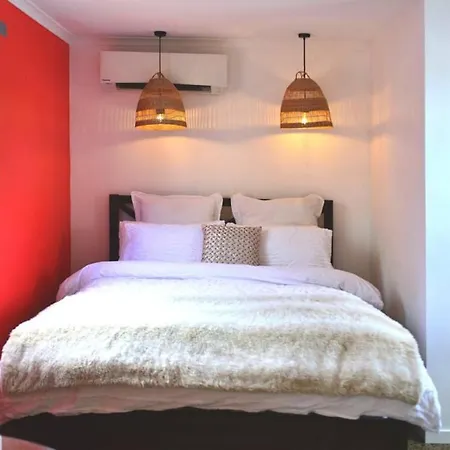 Bulimba Holiday home *