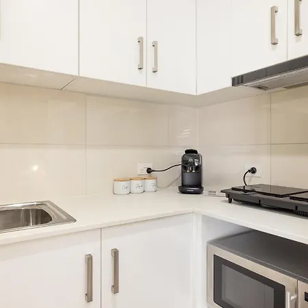 Aircon! Espresso! Train! Restaurants! 4144D1 * Brisbane