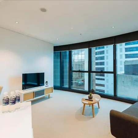 1 Bedroom Cbd With Wifi Pool Gym Apartment Brisbane