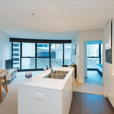 Apartment 1 Bedroom Cbd With Wifi Pool Gym