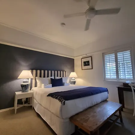Edward New Fam Bed & Breakfast