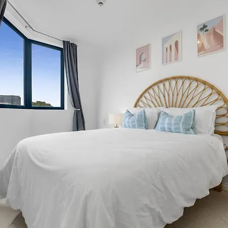 Spacious 2br- Centre Of Brissy! * Brisbane
